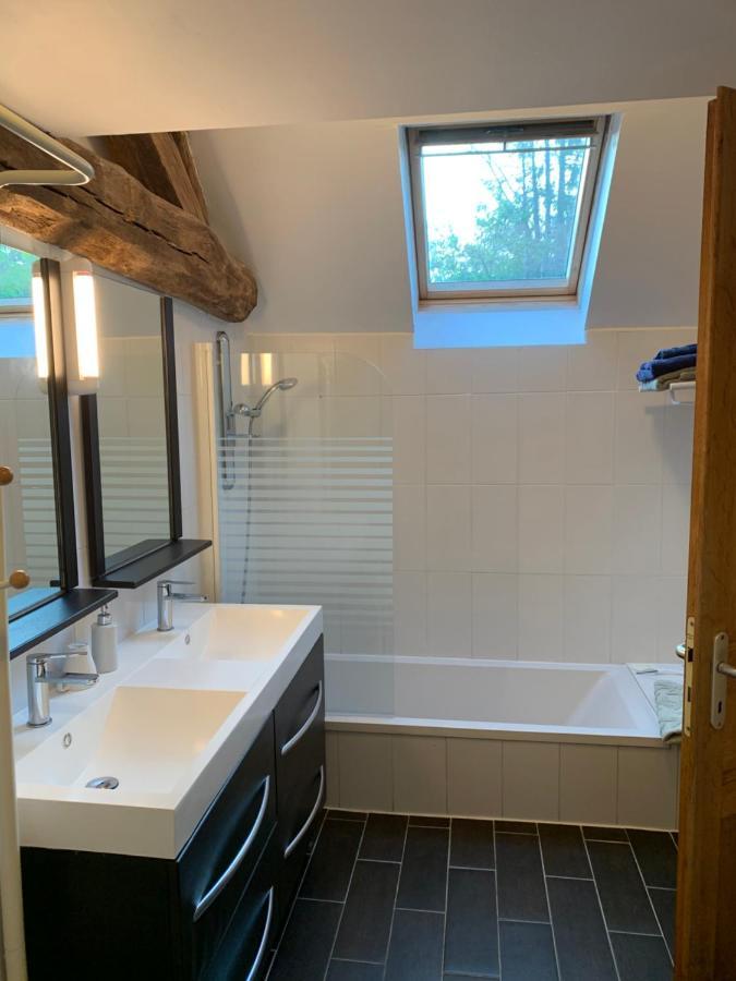 Holiday home Les Bocages, De Charme En Val De Loire, Piscine Chauffee