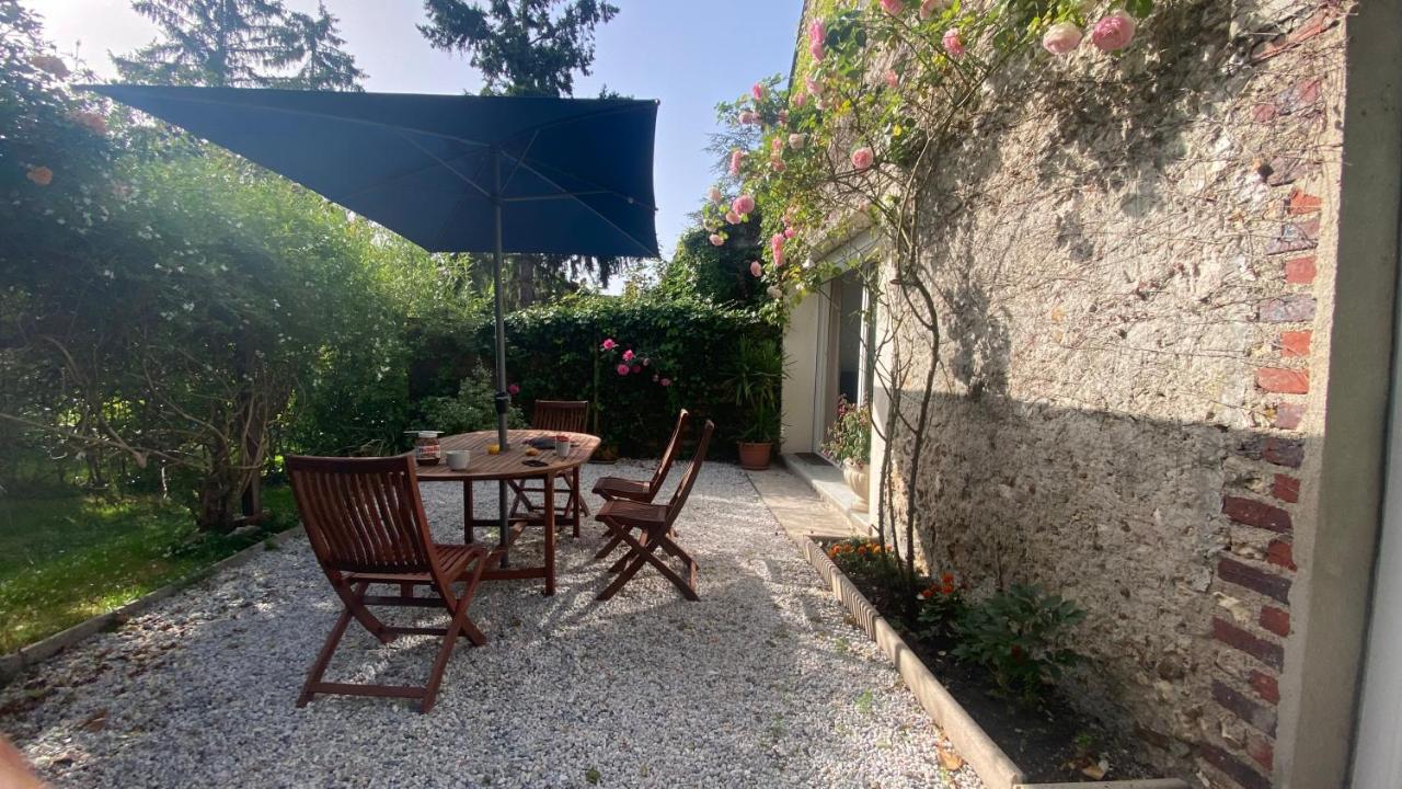 Holiday home Les Bocages, De Charme En Val De Loire, Piscine Chauffee Monteaux