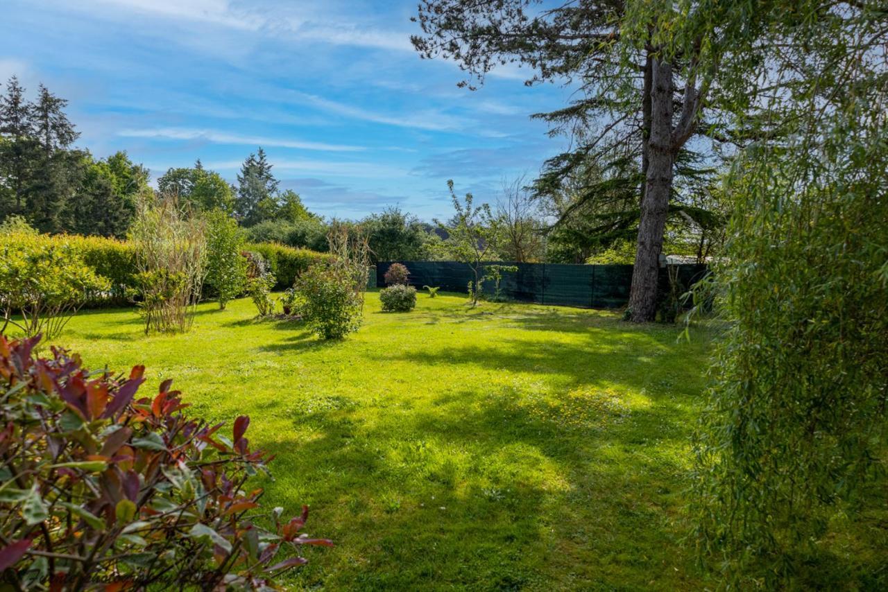 Holiday home Les Bocages, De Charme En Val De Loire, Piscine Chauffee Monteaux